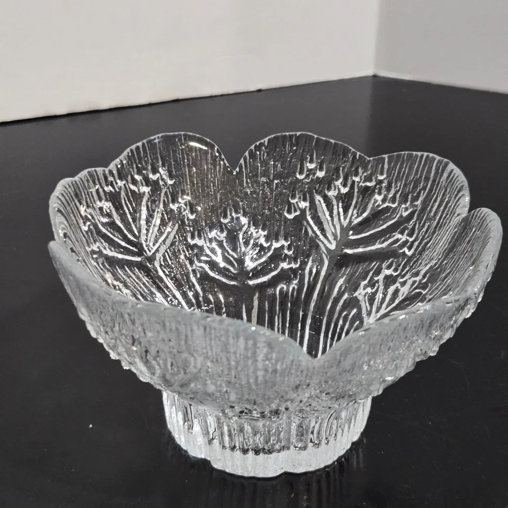 1980's Finnish Lasisepat for Dansk Cow Parsely Textured Clear Bowl 5